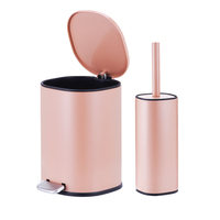 Poubelle de salle de bain de 5 litres avec pédale, couvercle à fermeture douce, couleur rose et ensemble de porte-brosse de toilette