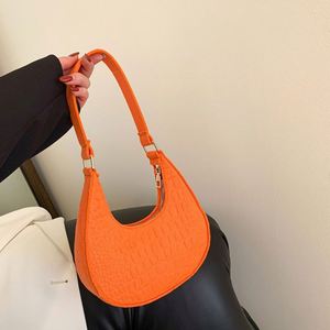 กระเป๋าถือผู้หญิงแฟชั่นฤดูใบไม้ร่วงปี 2025 กระเป๋าสะพายไหล่แบบเรียบง่ายและอเนกประสงค์ กระเป๋าสะพายข้าง - Product Image 2