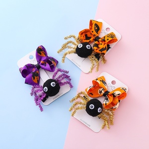 Accessoires capillaires en tissu à motif de dessin animé pour enfants, transfrontaliers, pour Halloween : Nœuds et pinces à cheveux fantaisie 3D en forme d'araignée pour costumes de fête - Product Image 2