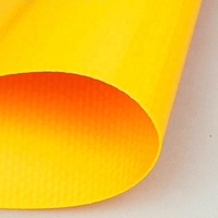 Bâche PVC en tissu polyester 100% de 650 g/m² à poids moyen pour rideaux latéraux de camion, remorques et tentes à motif enduit pour voitures