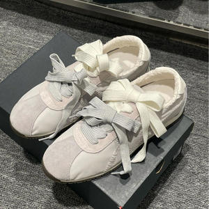 Scarpe Sportive Casual Versatili da Donna in Pelle Stile Mandarin Duck Bow Forrest per Camminata - Product Image 6