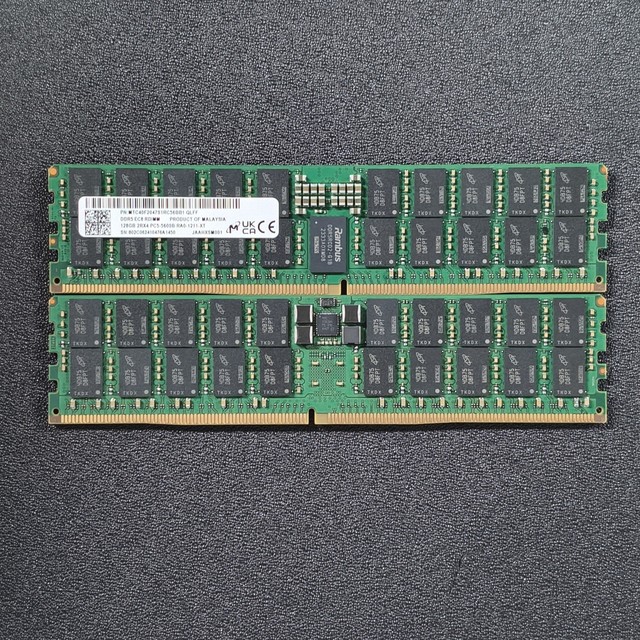 Hynix HMCT14MEERA147N 256GB DDR5 2s4Rx4 PC5-4800B ECC RDIMM Memory Module