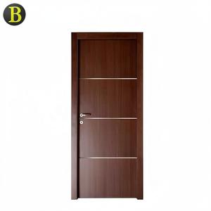 Porte intérieure en PVC pour la maison, facile à installer, design moderne, ouverture battante, surface finie, bonne qualité - Product Image 1