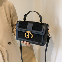 Sac carré élégant et minimaliste de style premium pour femme, petit sac à rabat pour le quotidien, les rendez-vous et le shopping, sac à bandoulière simple, vente en gros