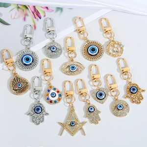 Rainbow Evil Eye Hamsa Hand Keychain Key Ring Amulet Charms for Friend Lovers Bling Heart Blue Eye Bag Car Key Chain Accessories