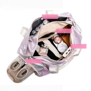 Nouveau sac de voyage dégradé de couleur pour femme, style européen, sac à bagages pliable imperméable avec bandoulière, sac de sport - Product Image 3