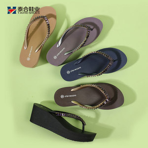 2024 nouvelles chaussures d'été décontracté en plein air tongs pour femmes pantoufles dames à talons hauts pantoufles en gros tongs en gros - Product Image 1