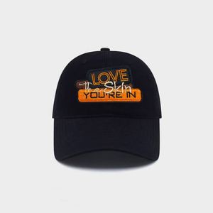 Parche Termoadhesivo Bordado con la Frase 'Love the Skin You Are' en Inglés para Ropa, Zapatos, Bolsos, Pantalones, Reparación de Agujeros y Decoración - Product Image 5