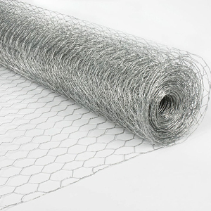 Rouleau de grillage <span class=keywords><strong>hexagonal</strong></span> galvanisé de bonne qualité pour poulets Cages hexagonales pour lapins Filet métallique en fer - Product Image 1