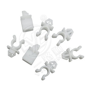 Clips de support de capot en plastique PP série L pour fixation de grille de capot moteur General Motors - Product Image 1