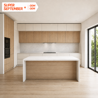 Meubles de cuisine modulaires modernes, finition blanche et bois mélangés, îlot de cuisine sur mesure, prix de gros, RTA