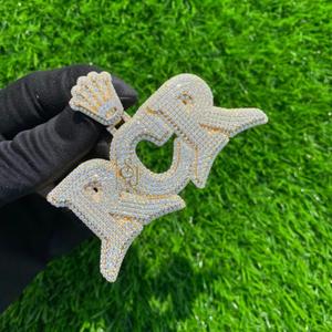 Colgante ostentoso de plata esterlina Hip Hop personalizado a medida, diseño de letra helada, regalo de piedra moissanita para raperos, colgantes finos, dijes - Product Image 4