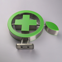 Croix Led de pharmacie dans un magasin personnalisé Enseigne avec logo Boîte à lumière publicitaire extérieure double face