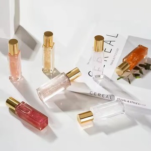 น้ำหอมโรลออน MLM กลิ่นโกลเด้นชิมเมอร์ ผสมวิตามินอี น้ำหอมธรรมชาติ แบรนด์ส่วนตัว กลิ่นหอมและรสชาติแบบมินิ บอดี้ออยล์ - Product Image 1