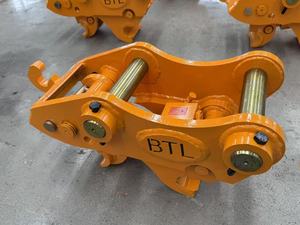 Attache rapide <span class=keywords><strong>hydraulique</strong></span> personnalisée pour excavatrice de 12,5 tonnes avec attache rapide et corps en acier moulé - Product Image 6