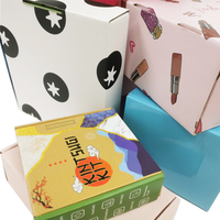 Boîte d'expédition en carton ondulé personnalisée par le fabricant, imprimée en couleur, pour chaussures, vêtements, emballages, envois postaux, boîte d'expédition pour cosmétiques