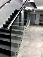 Système de garde-corps en verre moderne Tanlong Escaliers de balustrade d'escalier Escalier en verre sans cadre