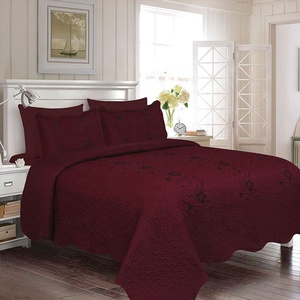 Hot Bán 100 Phần Trăm Polyester Màu Rắn 6Pcs Thêu Khăn Trải Giường Quilt Đặt - Product Image 1