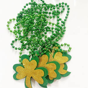 St. Patrick's Day Anhänger Halskette 31,5 Zoll lange grüne Klee Halskette - Product Image 1