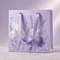 Sacs en papier personnalisés haut de gamme pour produits de beauté avec poignées en ruban, fabrication artisanale de qualité supérieure et sacs de shopping laminés brillants