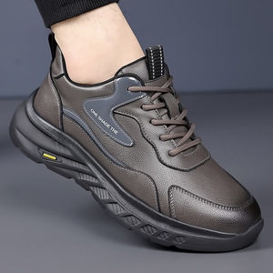 Zapatillas de deporte de cuero blanco para hombre, zapatos informales con cordones y suela suave, versátiles y a la moda, para las cuatro estaciones, talla para adulto 39-44 - Product Image 2