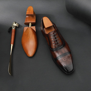 New fashionable and shiny leather wedding business <b>shoes</b> from Oxford for <b>men</b> - Product Image 3