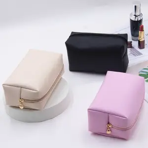 Customized private logo PU leather beauty organizer skin care cosmetic pouch makeup bag