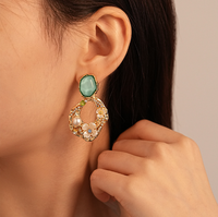 Aksesori Anting Wanita Berbentuk Bunga Akrilik Berhiaskan Berlian, Berlapis Emas 18K, Baja Tahan Karat, Kelas Atas