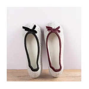 厂家直销现代设计时尚可爱不同款式颜色剪裁天鹅绒碎花结女式拖鞋