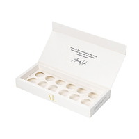 Boîte cadeau en carton avec couvercle magnétique, logo en feuille d'or sur mesure, pour macarons au chocolat