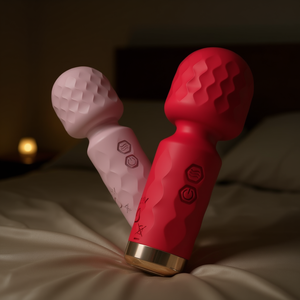 Masseur vibrant miniature Manshi, vibrateur point G pour femmes, électrique, portable, rechargeable par USB, étanche, rose rouge - Product Image 2