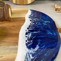 Gadgets Innovants 2026 Planche à découper multifonctionnelle en résine et bois d'acacia, forme ronde, motif vague océanique bleue, pour la cuisine
