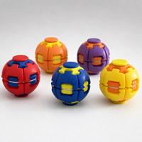 Balle rotative lumineuse 3D en résine PVC imprimée, colorée et scintillante, jouet anti-stress pour enfants, récompense de classe, objet de collection