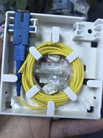 Ftth 86 Type 2 Core 2sc Sm Boîte de jonction étanche à la poussière Boîte à bornes FIBRE OPTIQUE