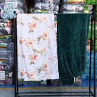 Draps et housses de couette d'occasion en gros – Styles et tailles variés, textiles de maison doux et confortables en vrac, commande minimum 100 kg