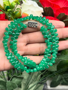 Ensemble collier et bracelet Émeraude Goutte de Rosée Harmonie, bijoux en pierres précieuses vertes naturelles, élégant cadeau artisanal pour femme. - Product Image 1
