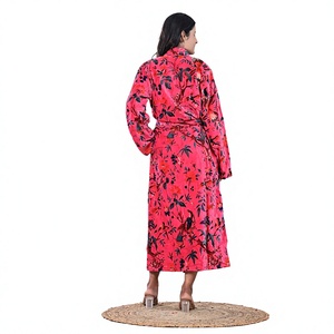 Robe Kimono en Velours Grande Taille Imprimé Oiseaux Roses pour Femme – Robe de Mariée Décontractée Écologique en Coton Velours pour Femme - Product Image 4