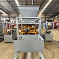 Machine à blocs de béton QT4-15 pour blocs creux et pleins