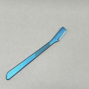 Maquinilla Eléctrica para Cejas al por Mayor del Fabricante, Recortadora Portátil Simple con Cubierta - Product Image 5