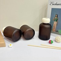 Bouteille en verre vide de 180 ml, marron foncé, à épaule ronde, pour huiles essentielles et parfums volatils, avec bouchon, pour la décoration intérieure - Vente en gros