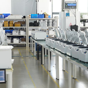 Centrífuga de Sobremesa de Baja Velocidad y Gran Capacidad BKC-TL6C Utilizada para la Separación Rápida de Suero, Plasma y Otros Fluidos Corporales - Product Image 3