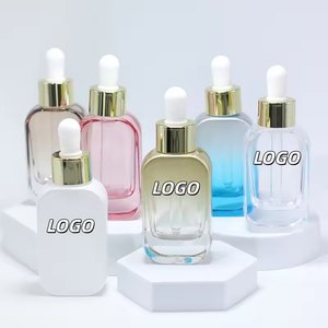 Vente en gros de flacons en verre pour huiles essentielles carrés avec compte-gouttes blancs, 30 ml, flacon cosmétique de beauté, flacon compte-gouttes en verre pour parfum - Product Image 1