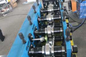 गैल्वेनाइज्ड लाइट गेज स्टील छत और दीवार चैनल पूर्व, स प्रमाणित - Product Image 3