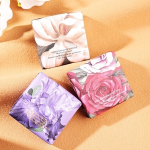 <span class=keywords><strong>Savon</strong></span> <span class=keywords><strong>de</strong></span> <span class=keywords><strong>Marseille</strong></span> à l'extrait <span class=keywords><strong>de</strong></span> plantes parfumées florales françaises, hydratant, régulateur <span class=keywords><strong>de</strong></span> sébum, nettoyage en profondeur, longue durée, pour tous types <span class=keywords><strong>de</strong></span> peaux - Product Image 1