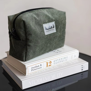 Pochette Cosmetica da Viaggio Trapuntata in Velluto Personalizzata con Logo Professionale per Pennelli da <span class=keywords><strong>Trucco</strong></span> e Articoli da Toeletta - Product Image 2