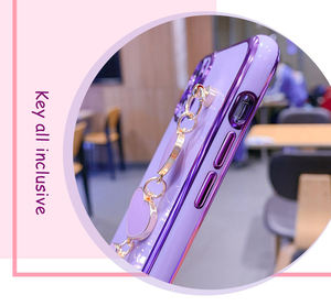 Étui de téléphone en TPU souple plaqué 6D de luxe pour <span class=keywords><strong>iPhone</strong></span> 13 12Pro <span class=keywords><strong>Max</strong></span> Coques  <span class=keywords><strong>Coque</strong></span> arrière avec bracelet d'amour - Product Image 6