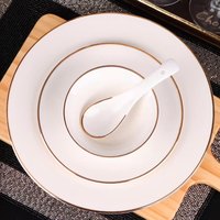 Ventes en gros d'usine Assiettes à dîner en porcelaine blanche bon marché Ensemble de vaisselle pour hôtel Restaurant Mariage