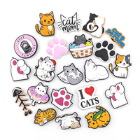 HYBkuaji 2023 NOUVEAU chat mignon en gros chaussure PVC chaussure breloques dentelle décoration Père Noël Elk bonhomme de neige personnalisé sabot chaussure breloques vendeur