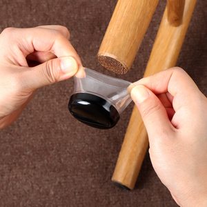 Protecteurs <span class=keywords><strong>de</strong></span> sol <span class=keywords><strong>de</strong></span> jambe <span class=keywords><strong>de</strong></span> <span class=keywords><strong>chaise</strong></span> en <span class=keywords><strong>silicone</strong></span> noir avec couverture <span class=keywords><strong>de</strong></span> <span class=keywords><strong>Protection</strong></span> <span class=keywords><strong>de</strong></span> <span class=keywords><strong>pieds</strong></span> <span class=keywords><strong>de</strong></span> <span class=keywords><strong>pieds</strong></span> <span class=keywords><strong>de</strong></span> meubles en feutre <span class=keywords><strong>de</strong></span> <span class=keywords><strong>silicone</strong></span> protéger le sol en bois dur marron - Product Image 3