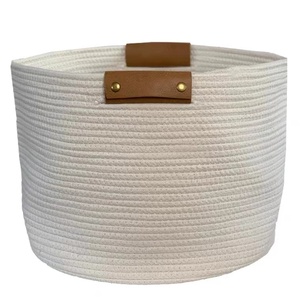 <span class=keywords><strong>Panier</strong></span> de rangement décoratif en corde torsadée à base carrée et à forme conique, <span class=keywords><strong>petit</strong></span> <span class=keywords><strong>panier</strong></span> blanc pour jouets, paniers pour chats avec poignée en PU - Product Image 6